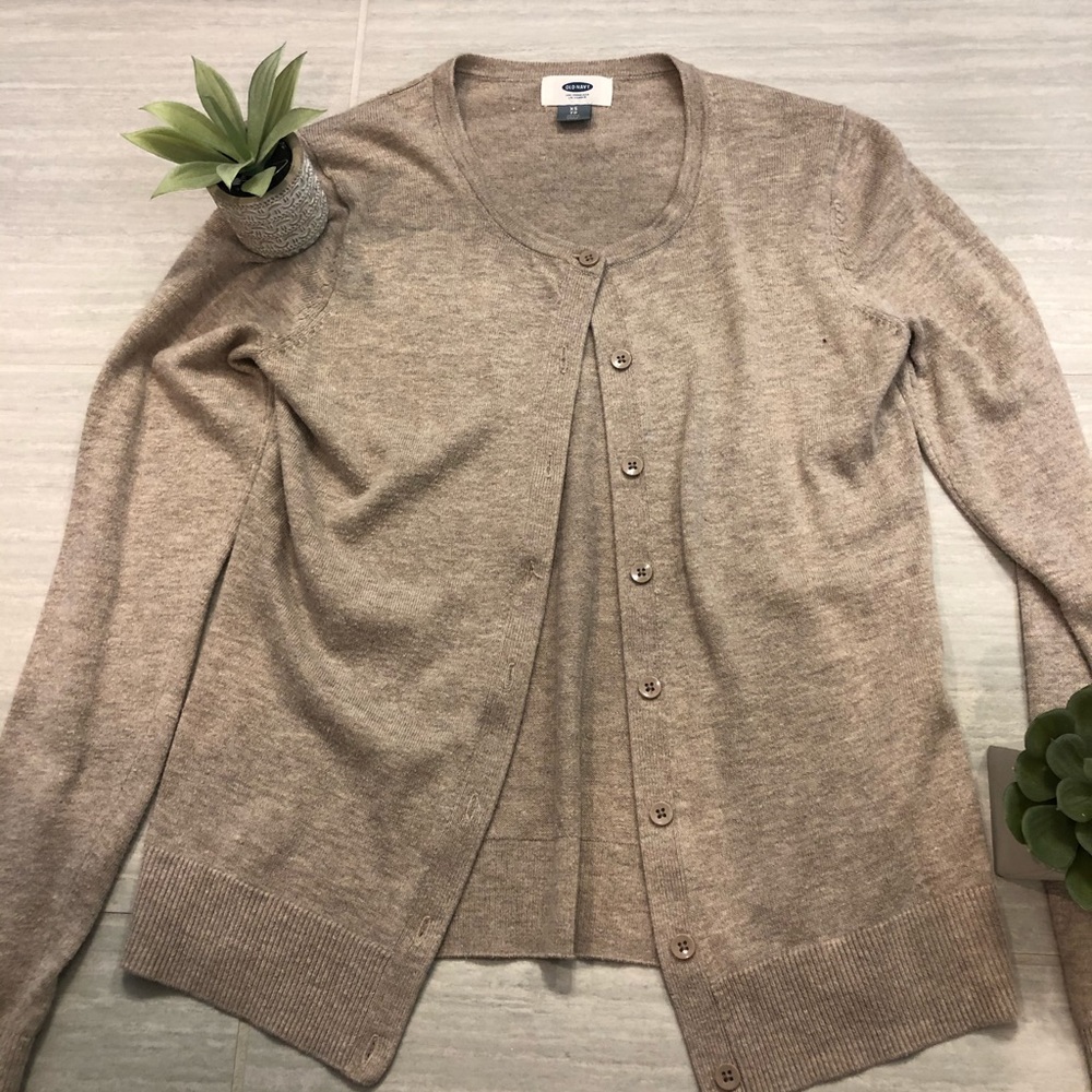 Old navy beige cardigan